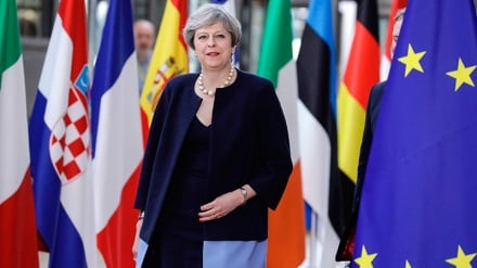 May: Državljani EU-a moći će ostati u Britaniji nakon Brexita