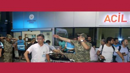 Түркияның Маниса қаласындағы базада жүздеген әскери тамақтан уланды