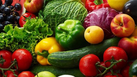 Iran sends first ship with fruits, veggies to Qatar