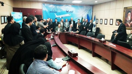 イランのアーセマン空港と米・ボーイング社の間で、航空機売却協定が調印