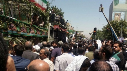 An Gudanar Da Jana'izar Shahidan Harin Ta'addanci Na Birnin Tehran