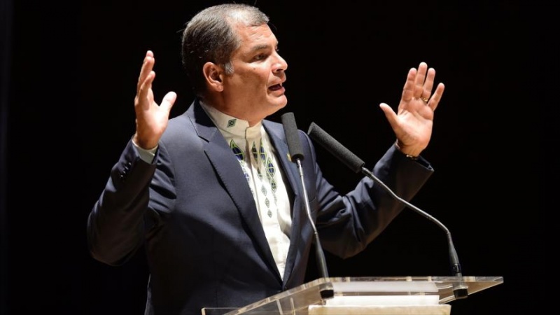 Tribunal ecuatoriano llama a juicio a Correa