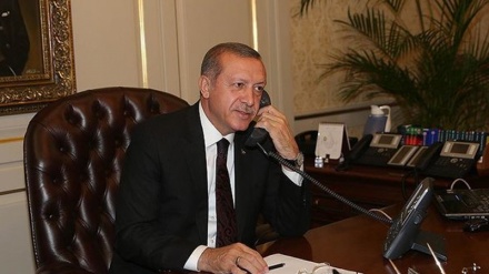 Erdoğan, Putin ve Macron ile telefonda görüştü