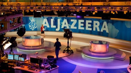 Federação internacional de jornalistas condena fecho da Al-Jazeera