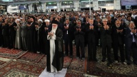 Shalat Idul Fitri di Tehran Bersama Ayatullah Khamenei