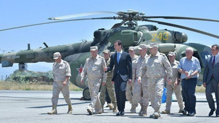 Siria, presidente Assad visita base russa di Hmeymim