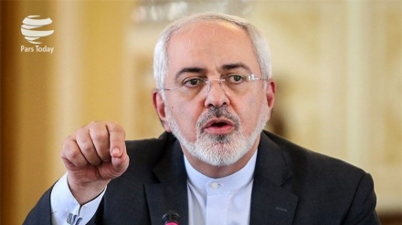 Zarif: Iran Tana Sane Da Goyon Bayan Da Saudiyya Take Ba Wa 'Yan Ta'addan Masu Son Kawo Mata Hari 