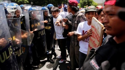 菲民众抗议美国对马尼拉采取干涉性政策