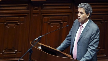 Peru’s Congress votes to dismiss finance minister