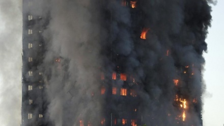 Vários mortos após o incêndio queimam o edifício de 24 andares em Londres