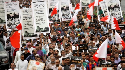 Bahrejnasit protestojnë kundër pranisë ushtarake të Amerikës në vendin e tyre