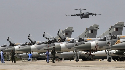 カタールとアメリカが兵器に関する契約を締結