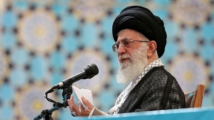 ホメイニー師の命日の追悼儀式、最高指導者が演説