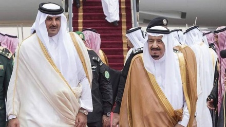 Menelisik Alasan dan Dimensi Kunjungan Emir Qatar ke Arab Saudi