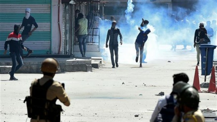 Ten people killed in India-controlled Kashmir clashes 