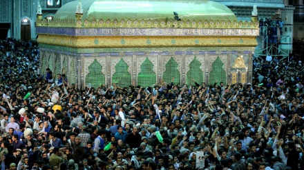 Iranianos comemoraram o 28º aniversário do falecimento do Imam Khomeini em todo o mundo