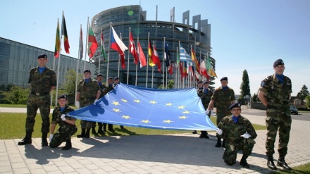 UE Ingin Membangun Militer Sendiri Sendiri Tanpa Bantuan AS