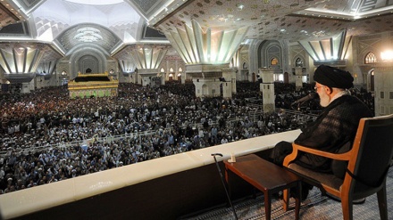 最高指導者、「地域問題の解決法は、対話と協議である」