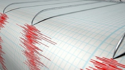 Forte scossa di terremoto in Indonesia
