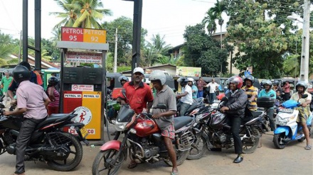 Sri Lanka deploys army to distribute fuel amid strike