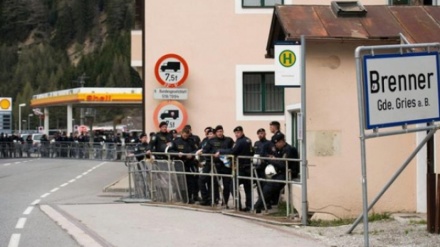 Migranti: l'Austria dispiega 600 agenti