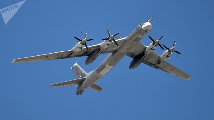 Bombarduesit rusë kryejnë fluturime në gadishullin korean