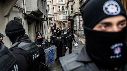 Polícia turca detém 25 suspeitos de pertencer ao Daesh