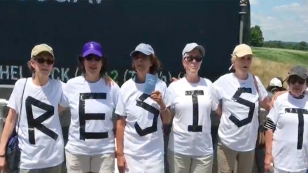 Grat aktiviste protestojnë kundër presidentit të Amerikës