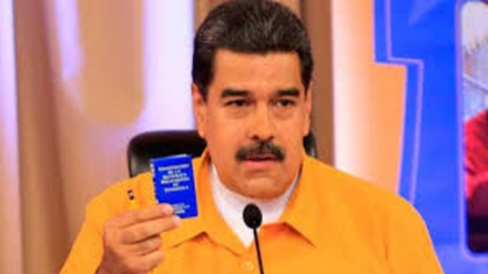 Venezuela: Maduro decreta aumento salari del 40%