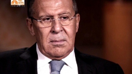 Lavrov: gli USA continuano a sostenere alcuni gruppi di opposizione in Siria