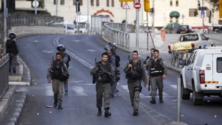 Personalidades e entidades islâmicas condenam o fechamento da mesquita de Al-Aqsa pelo regime sionista