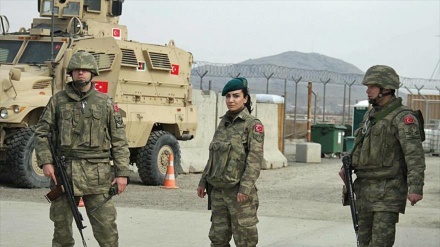 Turquia adverte a Riad de que não fechará sua base militar no Qatar