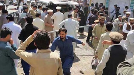 Pistoleros asesinan a tres policías y un niño en ciudad paquistaní