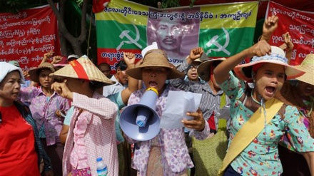 Myanmar farmers demand justice for lands