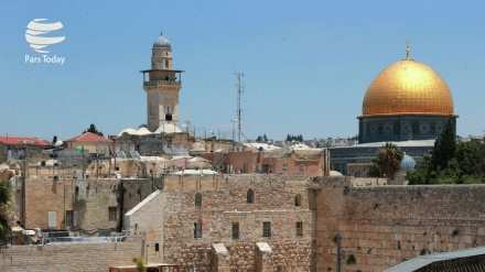 Israel reabre a esplanada  da Mesquita Al-Aqsa, os muçulmanos se recusam a entrar em protesto.