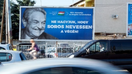 Ungheria: Orban tappezza le città di manifesti contro Soros