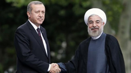 Iran: no alle sanzioni Usa contro Turchia, Teheran promette pieno sostegno