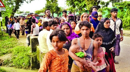 18.000 Rohingya fuggiti in Bangladesh