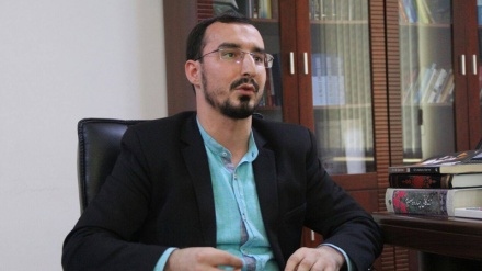 Azərbaycan Respublikaədə bə dini və məzhəbi muğəddəsə çiyon be ehtıroməti kardey barədə Təbrizi ruhaniyon məhkumiyət bəyoniyə.