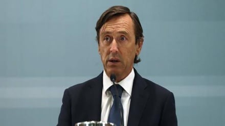 El Gobierno pide a Podemos y nacionalistas que pase de la foto a la firma del pacto