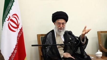 líder se reúne com vários ativistas culturais e autoridades  