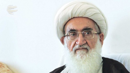 İslamiyə umməti vəhdəti xoto Ayətullah Nuri Həmədani işarə.