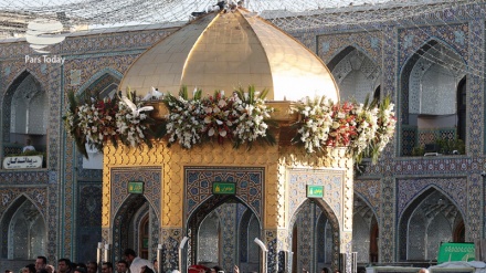 Irã islâmico enche-se de luzes e alegria por nascimento de Imam Reza (que paz esteja sobre ele)