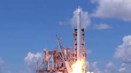 Lanciata la capsula Dragon, diretta alla Stazione Spaziale