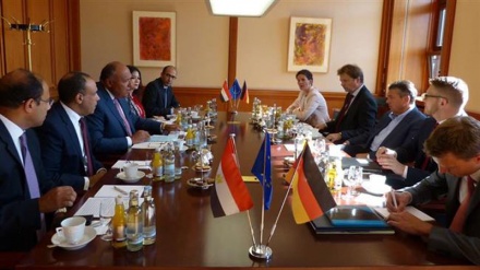 Germany, Egypt reach agreement to slow down flow of refugees to Europe 