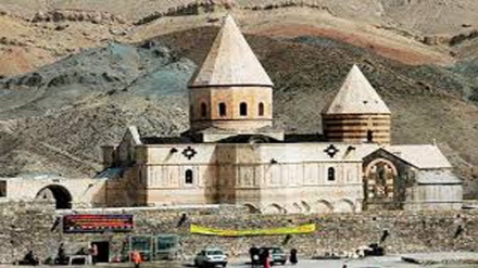 Papa Françesku dëshiron të vizitojë kishën e Shën Marisë në qytetin Orumieh në Iran