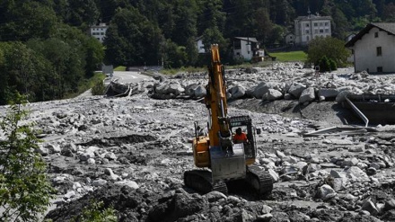 More landslides expected in Swiss valley, police say