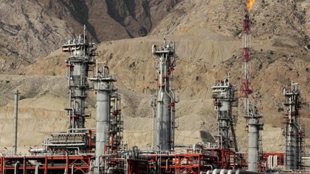 Irã, Rússia e Turquia cooperam no desenvolvimento de campos petrolíferos
