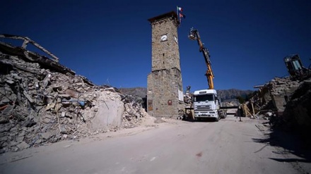 Quake-hit Italians frustrated by slow reconstruction