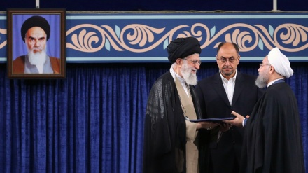 Jehonë e gjerë e deklaratës së Liderit Suprem të Revolucionit islamik gjatë dekretimit të presidentit Hasan Ruhani